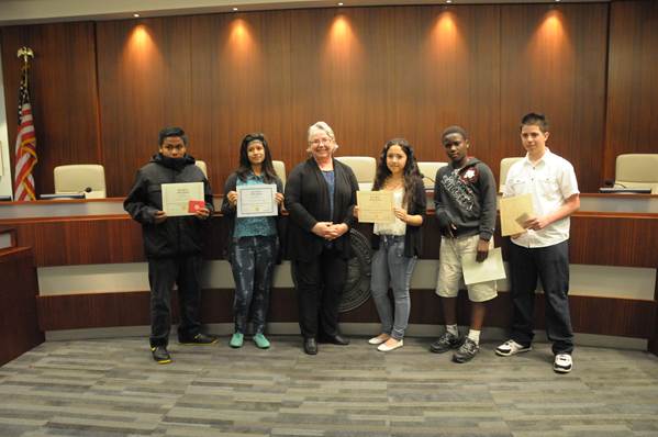 Description: RW 2014_Middle School winners